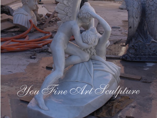 Classical Cupid and Psyche famous garden marble sculpture