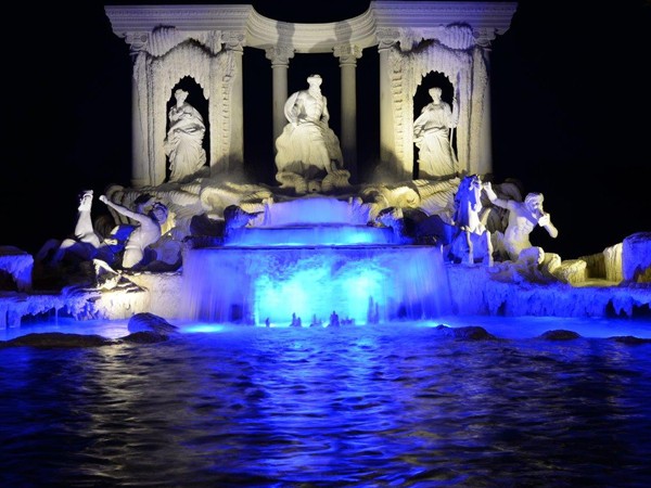 Famous Large Trevi Fountain